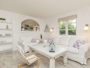 House | Interior - 4 Person Holiday Home in Hals (Hals)