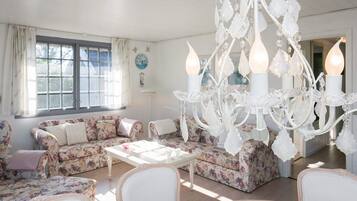 House | Interior