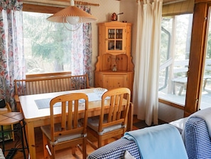 House | Dining - 6 Person Holiday Home in Norrtalje-by Traum (Norrtälje)