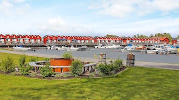 House | Marina
