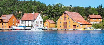 6 Person Holiday Home in Svelgen-by Traum