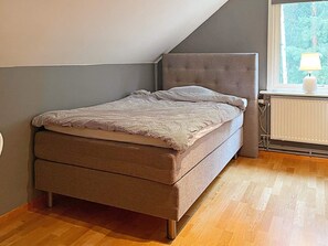บ้านพัก | 5 ห้องนอน, ตกแต่งพิเศษโดยเฉพาะ