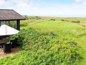 House | Water view - 6 Person Holiday Home in Bindslev (Bindslev)