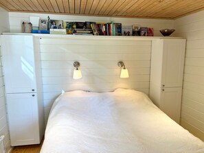 House | 2 bedrooms, individually furnished - 4 Person Holiday Home in Ingaro-by Traum (Ingaro)