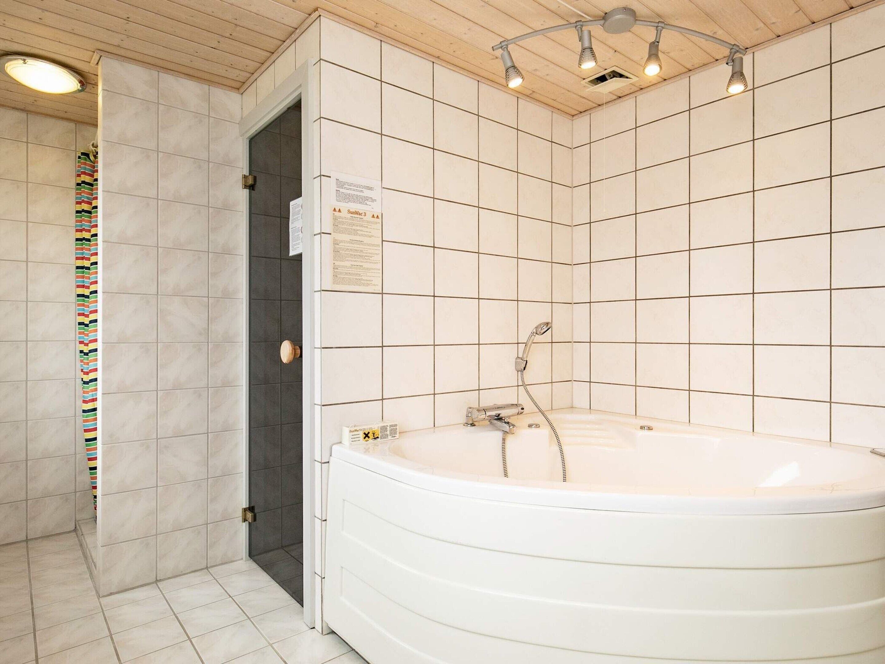 House | Bathroom