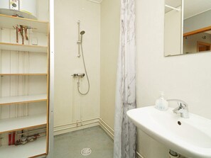 House | Bathroom - 6 Person Holiday Home in Rodby (Rodby)