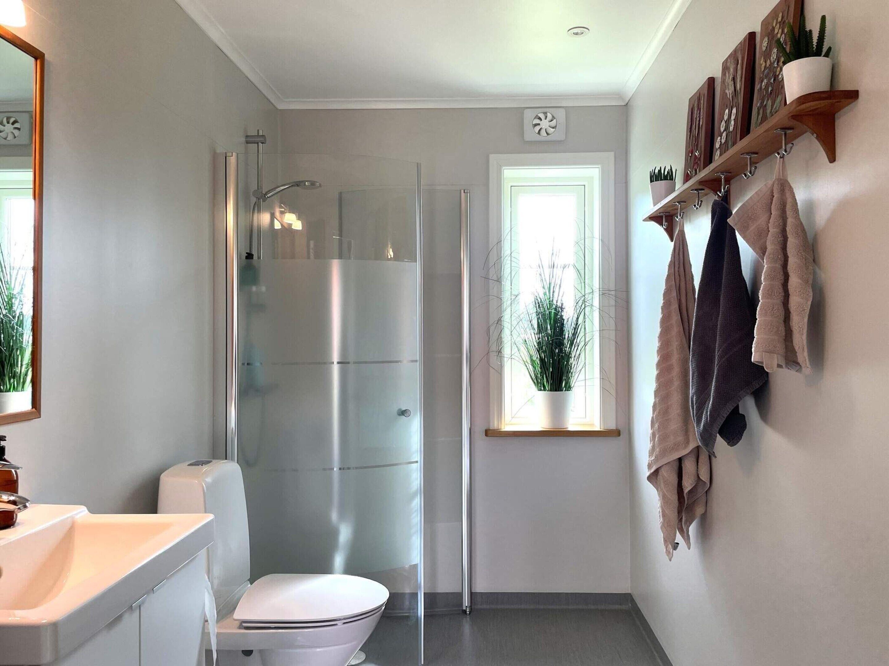 House | Bathroom