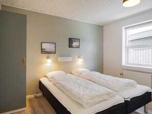 House | 4 bedrooms, individually furnished