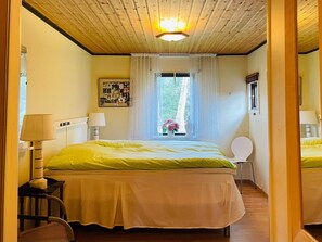 House | 2 bedrooms - 5 Person Holiday Home in Molltorp-by Traum (Mölltorp)