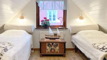 4 bedrooms, individually furnished