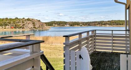 8 Person Holiday Home in Stromstad-by Traum