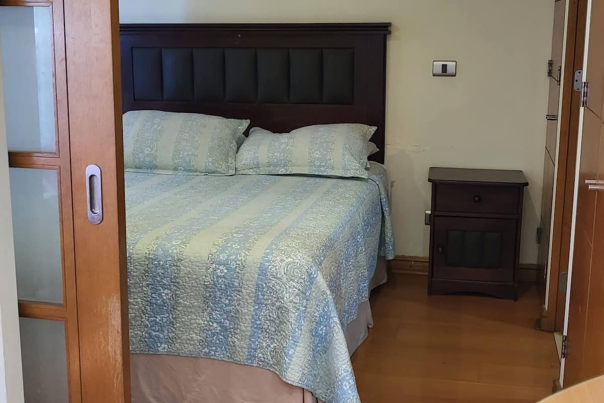1 bedroom, hypo-allergenic bedding, individually decorated