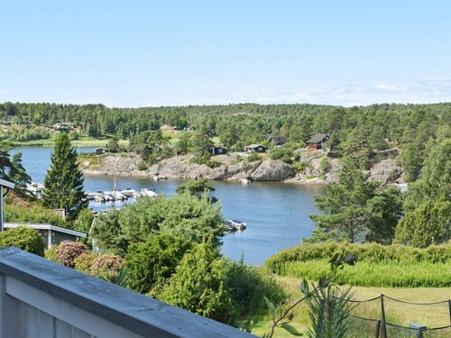 8 Person Holiday Home in Berg