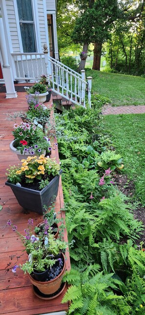 Exterior - Oaklawn Inn LLC (Menomonie)