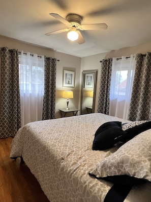 Room - BEAVERCREEK-3bedroom/2bath cozy house near Summit Park (Sharonville)
