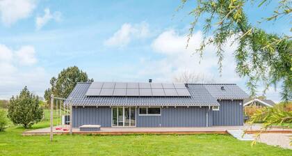 8 Person Holiday Home in Borkop-by Traum