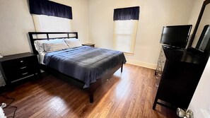 2 chambres, bureau, fer et planche à repasser, Wi-Fi gratuit