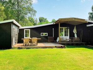 House | Outdoor dining