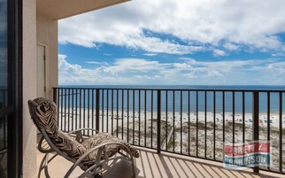 Condo, 3 Bedrooms | Property grounds