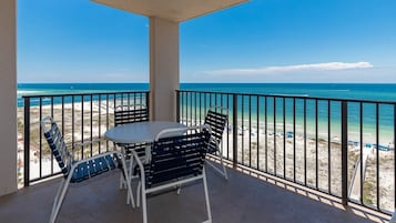 Condo, 1 Bedroom | Property grounds