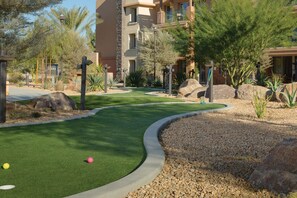 Jardines del alojamiento