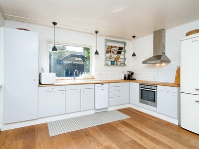 8 Person Holiday Home in Asnaes