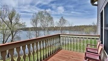 Condo, 1 Bedroom | Property grounds