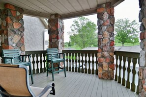 Condo, 1 Bedroom | Property grounds