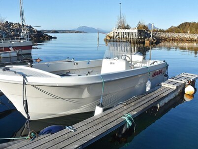 6 Person Holiday Home in Midsund-by Traum