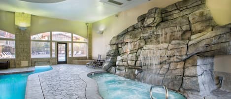 Piscine intérieure, piscine chauffée