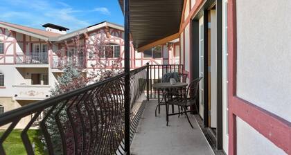 Villas at Zermatt Resort - Condos
