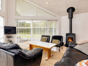 House | Living area