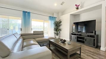 Casa, 3 habitaciones | Área de sala de estar