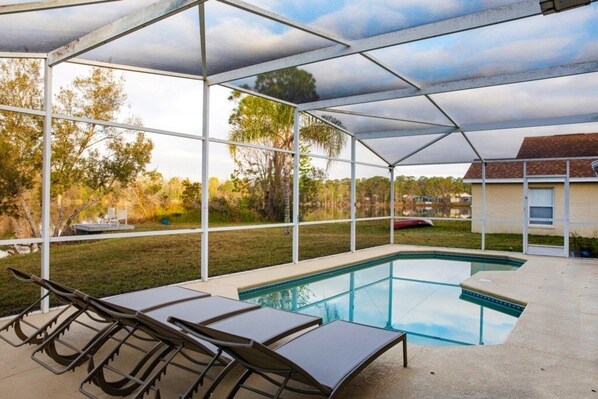 Casa, 3 habitaciones | Alberca | Alberca climatizada 