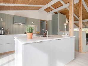 House | Private kitchen - 5 Star Holiday Home in Albaek (Aalbaek)