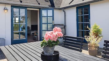 ํ์ฐ์ค | ์ธ๊ด