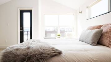 3 bedrooms, iron/ironing board, travel cot, free WiFi