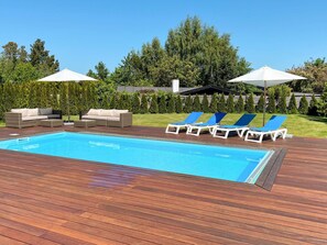 House | Pool