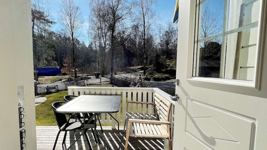 6 Person Holiday Home in Hoviksnas-by Traum