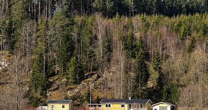 4 Person Holiday Home in Hallevadsholm-by Traum