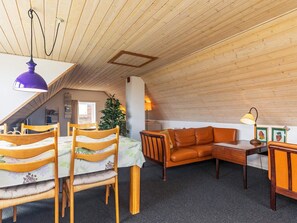 House | Dining - 6 Person Holiday Home in Fur (Fur)