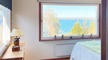 House | 4 bedrooms, individually furnished