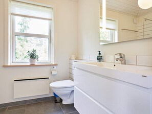 Ferienhaus | Badezimmer