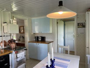 House | Private kitchen - 6 Person Holiday Home in Grastorp (Grastorp)