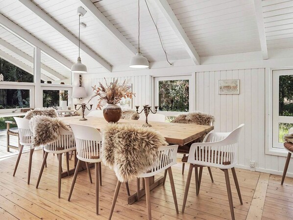 House | Dining - Charming Nordic Retreat - By Traum Ferienwohnungen (Aalbaek)