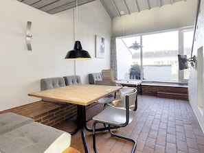 Apartment | Dining