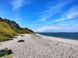 House | Water view - 6 Person Holiday Home in Nykobing Sj (Nykobing Sjaelland)