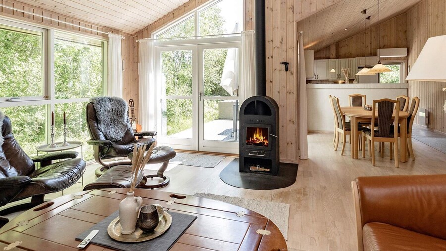 6 Person Holiday Home in Albaek