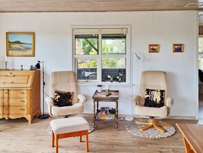 House | Living area - 7 Person Holiday Home in Hojslev (Hojslev)