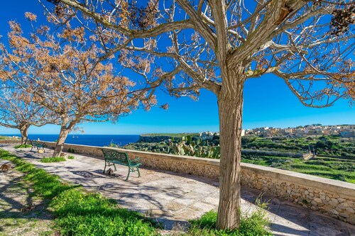 Nadurija, So Nice Gozitan Villa + Pool, Nadur Gozo, Malta